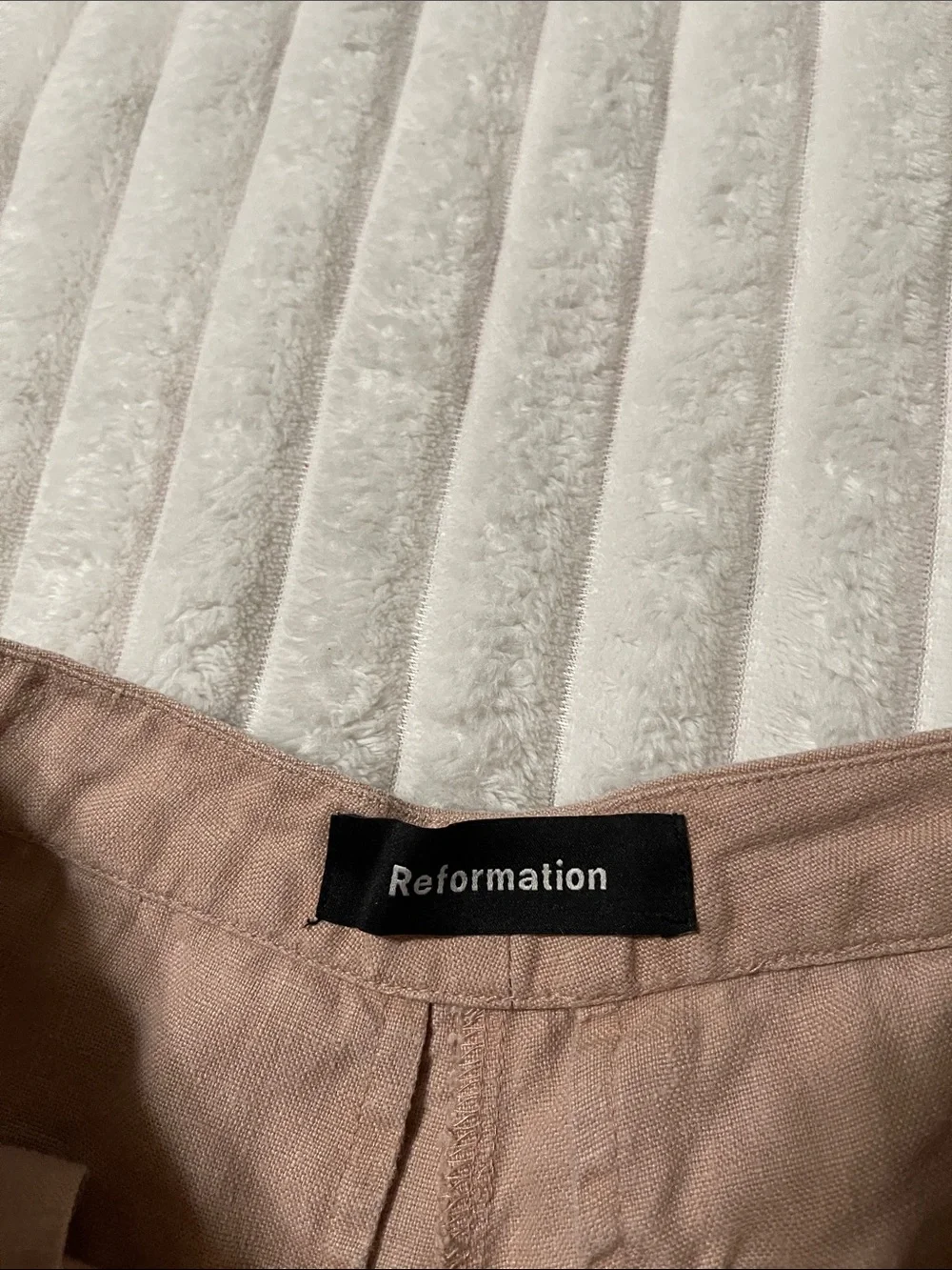 Reformation Light Taupe Linen Trousers | Size 4